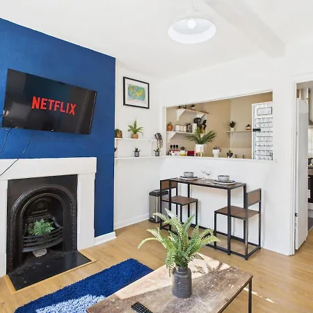 Apartment - Sleeps 4 - Cosy Whitehaven